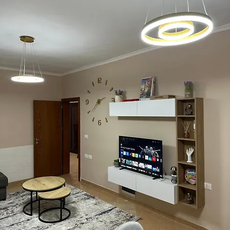 Hearth Of Tirana Apartment Exterior photo